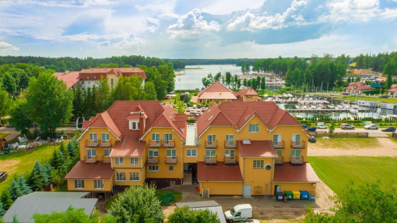 Hotel Helena Gizycko Exterior photo